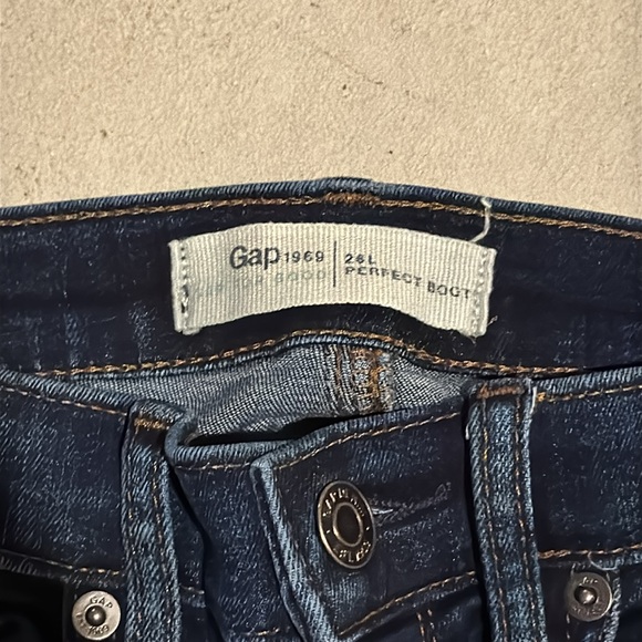 GAP Dark Blue perfect boot Women's Jeans - Picture 2 of 3